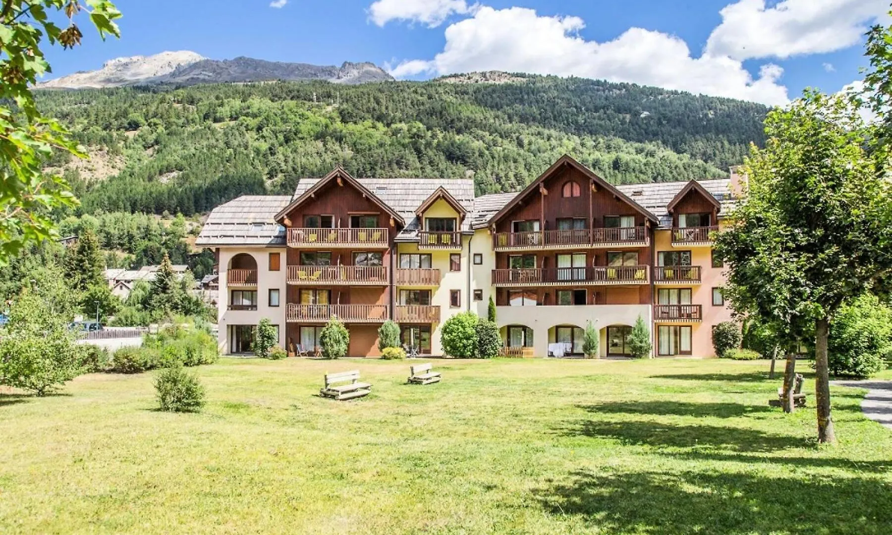 Residence L'Alpaga - Maeva Home - Appartement 2 Pieces 5 Personnes Confort Mae-4439 La Salle-les-Alpes 0*,  France